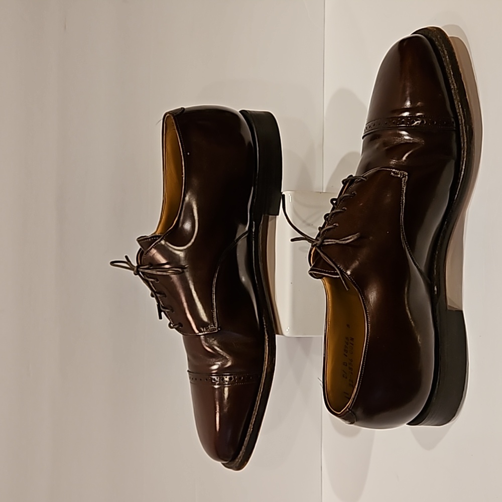 Johnston & Murphy Men’s Cap-Toe Oxfords in Dark Brown - Picture 4 of 11